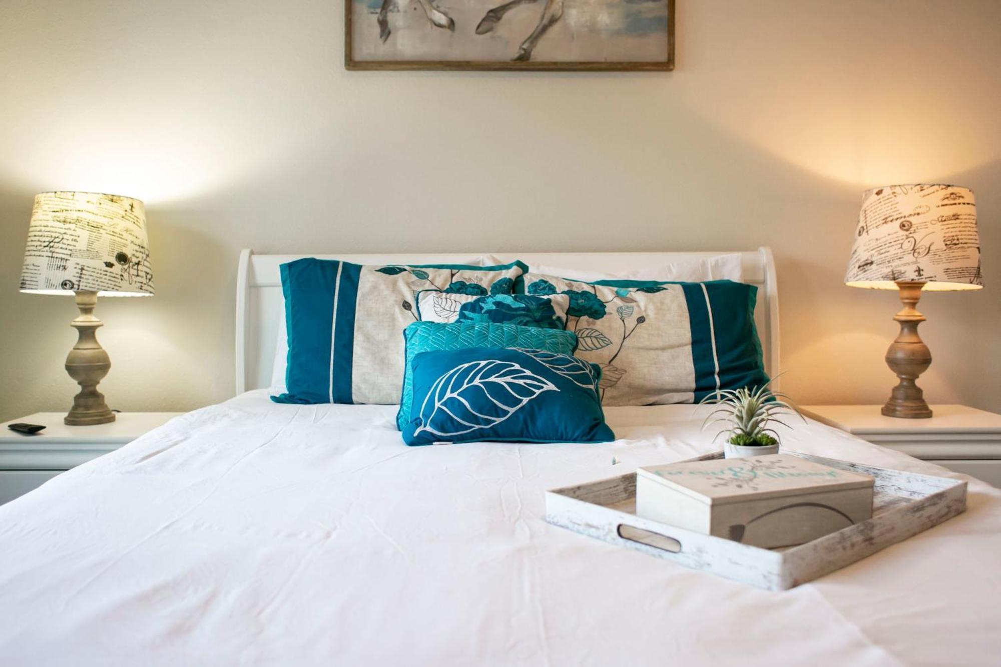 B - New 4 Bedroom Home - 5 Miles To Disney - Free Water Park - Private Pool คิสซิมมี ห้อง รูปภาพ