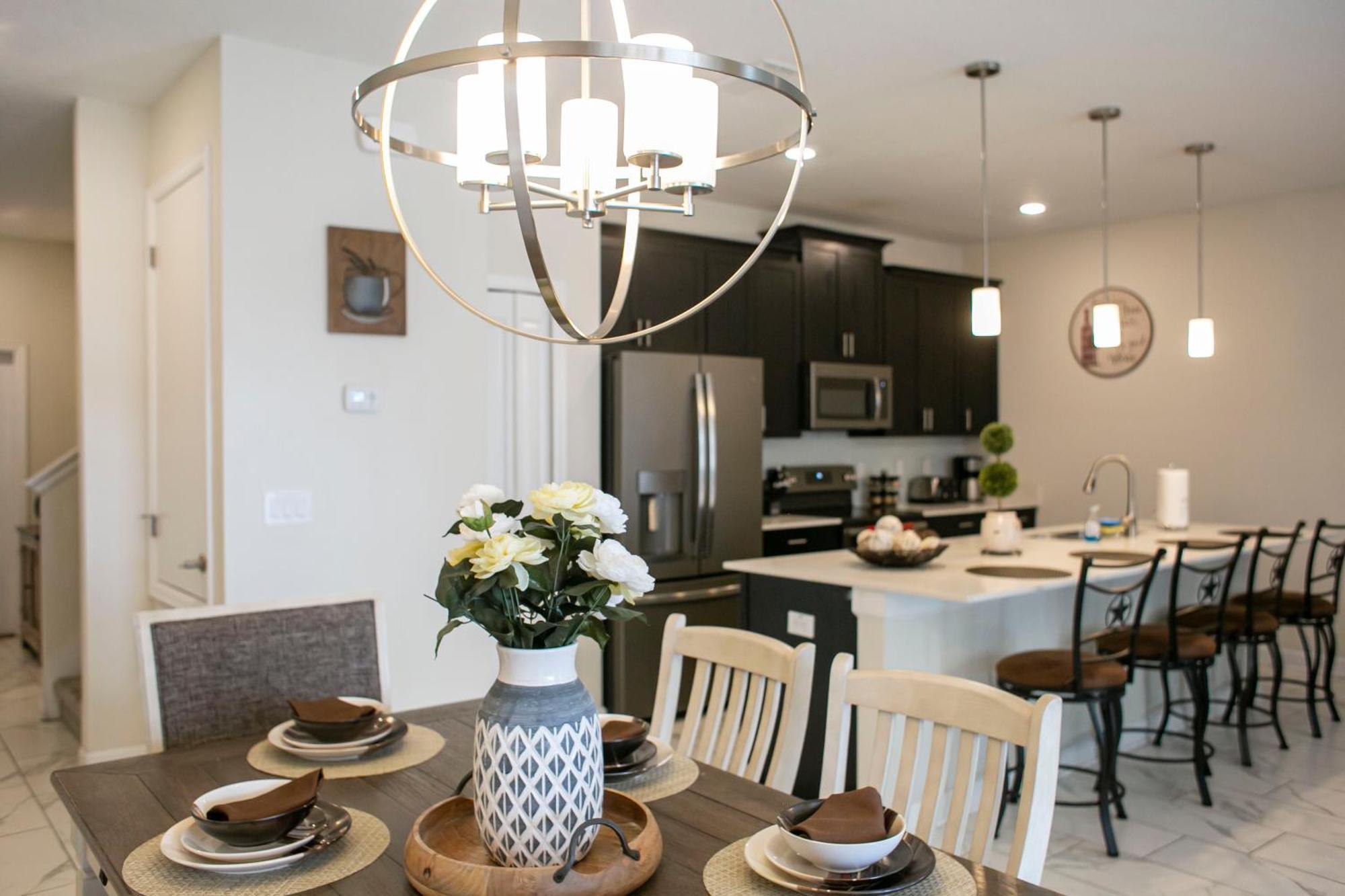 B - New 4 Bedroom Home - 5 Miles To Disney - Free Water Park - Private Pool คิสซิมมี ห้อง รูปภาพ