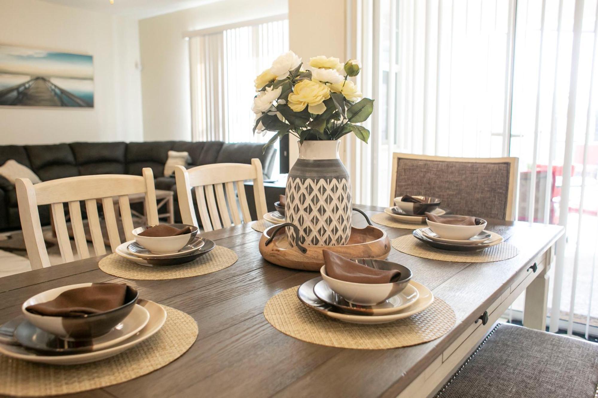 B - New 4 Bedroom Home - 5 Miles To Disney - Free Water Park - Private Pool คิสซิมมี ห้อง รูปภาพ