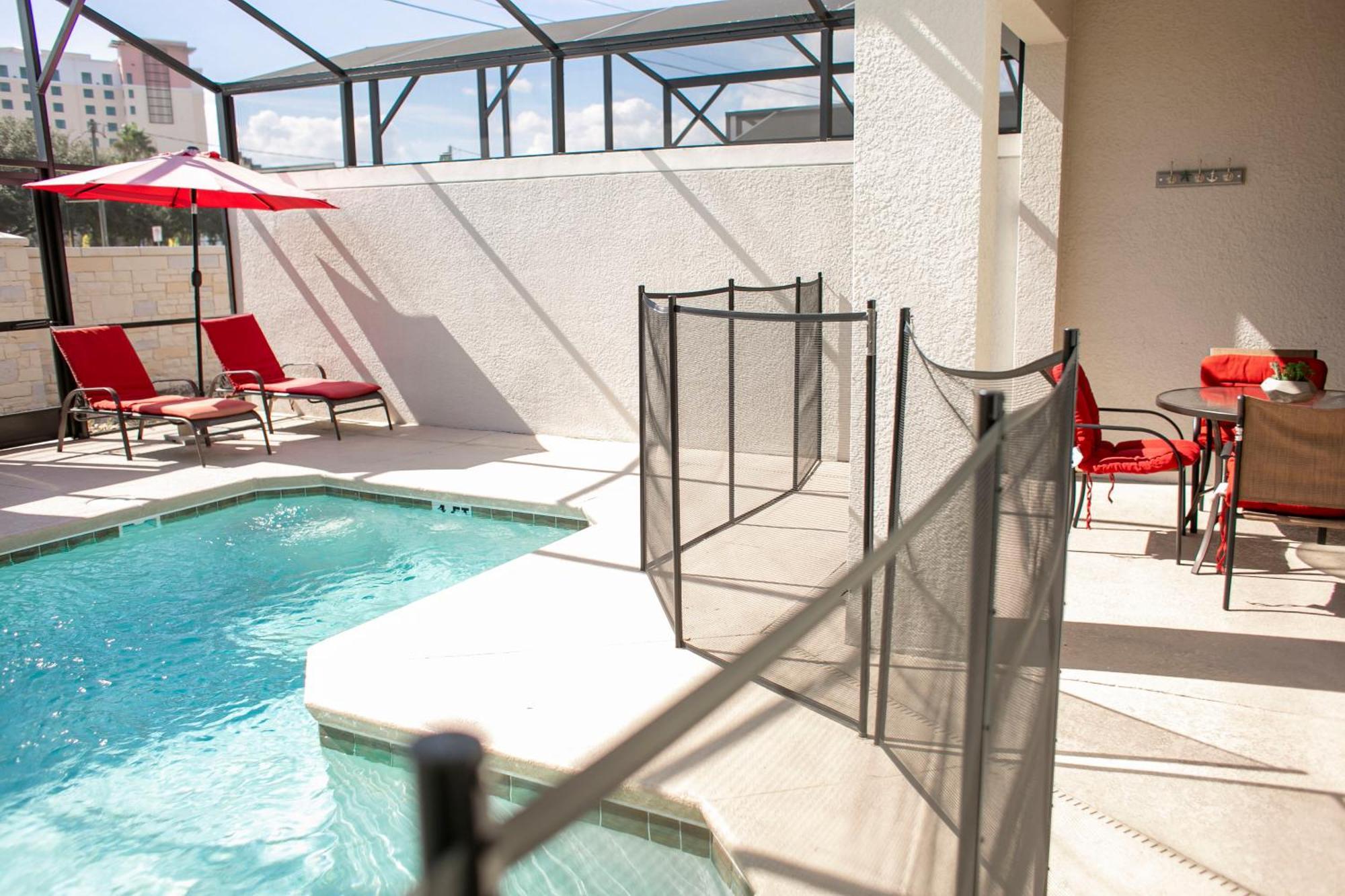 B - New 4 Bedroom Home - 5 Miles To Disney - Free Water Park - Private Pool คิสซิมมี ห้อง รูปภาพ